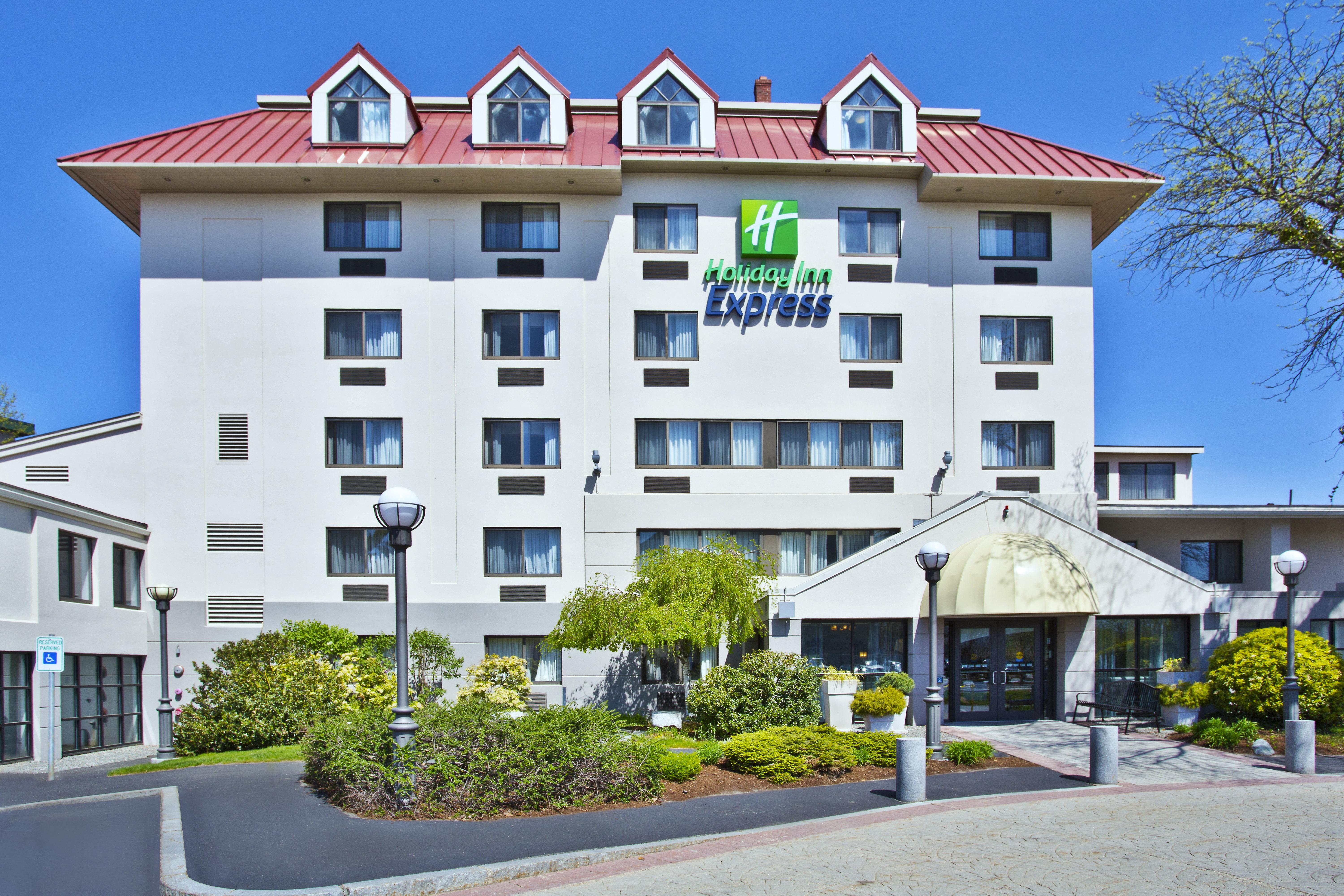 Holiday Inn Express Boston-Waltham By Ihg Экстерьер фото